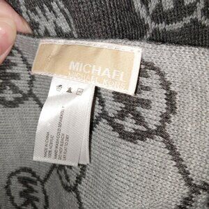 Micheal Kors Scarf